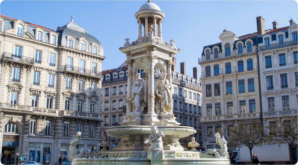 investissement locatif ancien-vue de la ville de Lyon