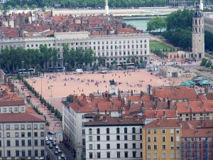 investissement immobilier expatriés-vue du centre-ville de Lyon